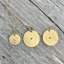 Load image into Gallery viewer, Paros medallion with emerald