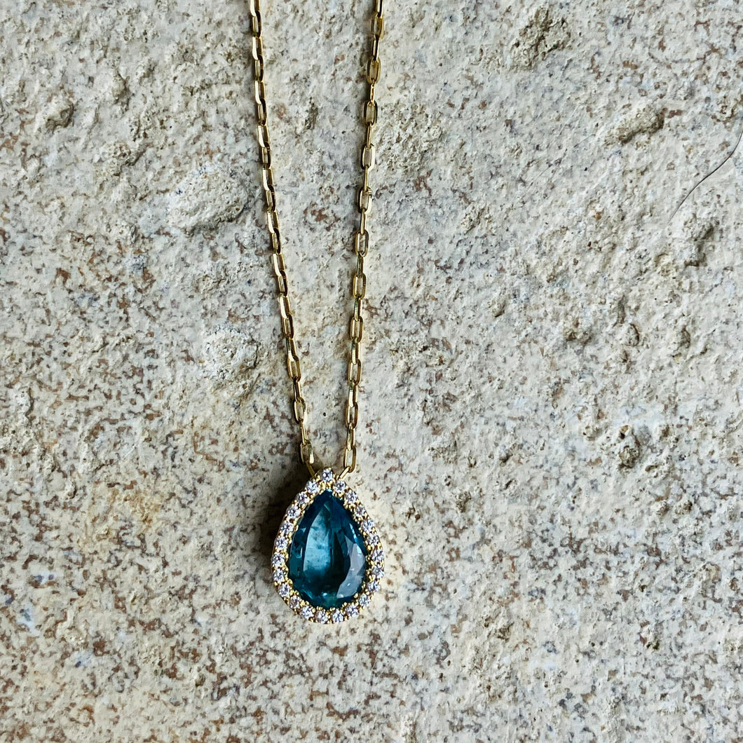 Belize necklace with aquamarine and diamonds