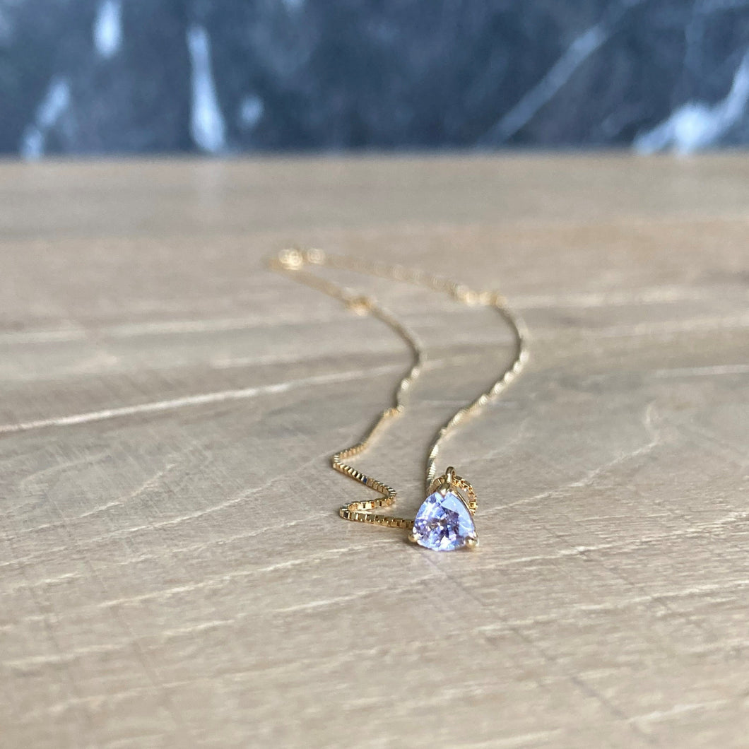 Belize necklace with lila sapphire