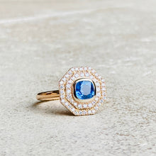 Load image into Gallery viewer, Samos ring with sapphire and diamonds
