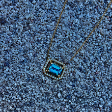 Load image into Gallery viewer, Madagascar necklace with large aquamarine and diamonds
