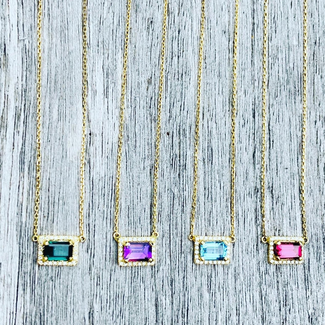 Zanzibar necklace with gemstone and diamonds